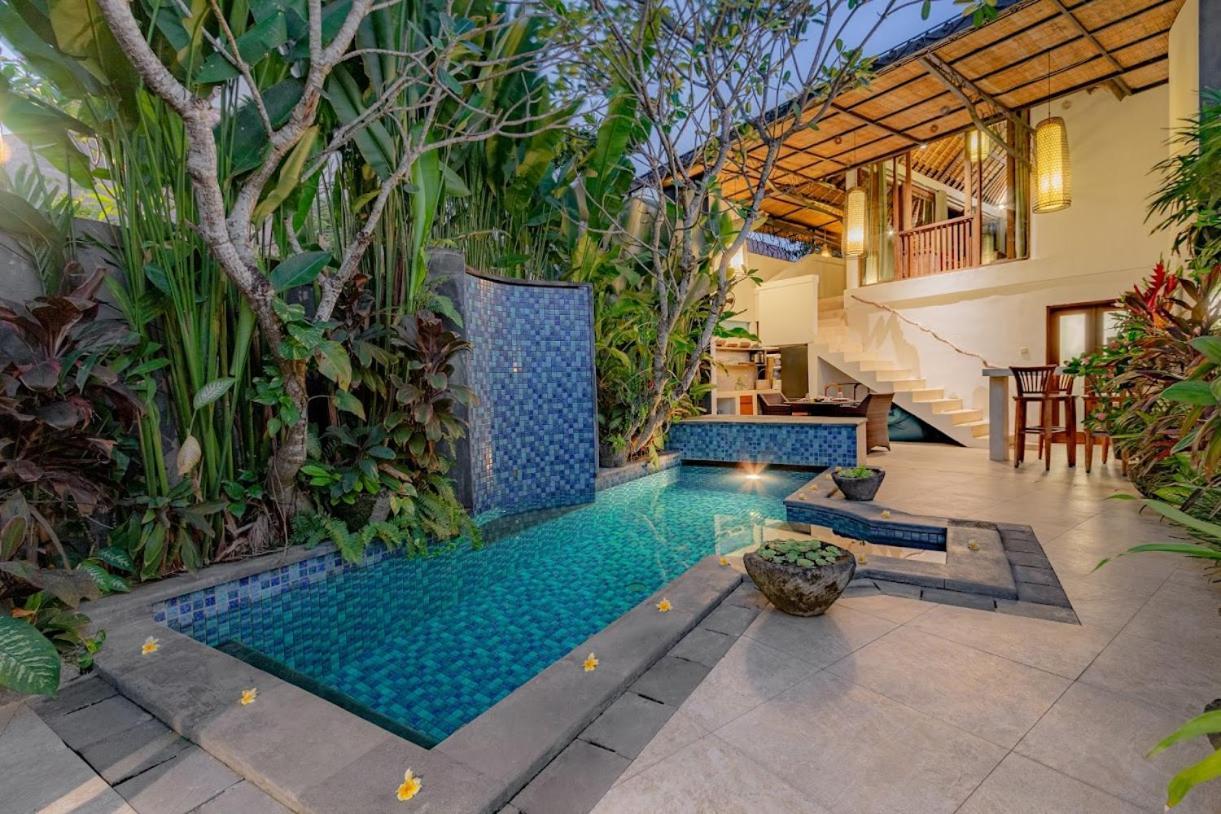 Bali Akasadua Villa Seminyak  Bagian luar foto